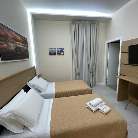 Victoria Nocleg ze śniadaniem 4*