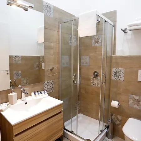 Bed & Breakfast Victoria 4*